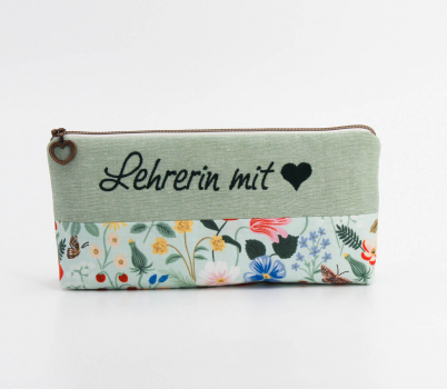 Mäppchen, Stiftemäppchen Lehrerin mit ❤